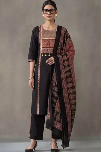 tailored women ethnic motifs embroidered regular thread work cotton kurta with trousers & with dupatta