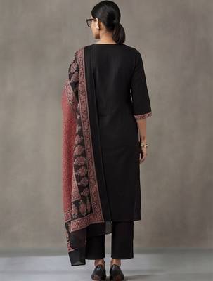tailored women ethnic motifs embroidered regular thread work cotton kurta with trousers & with dupatta 6