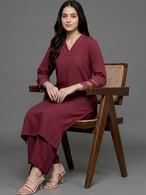 structured women regular silk crepe kurta with palazzos 4