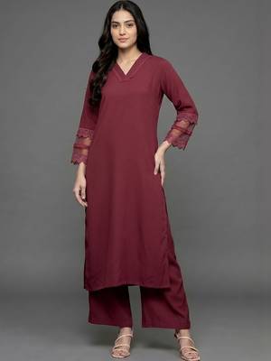 structured women regular silk crepe kurta with palazzos 5