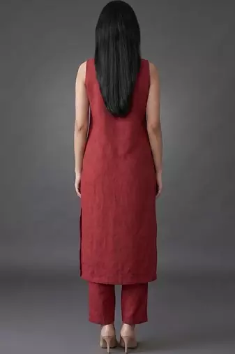 formal women regular kurta with trousers