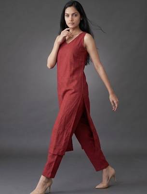 formal women regular kurta with trousers 6