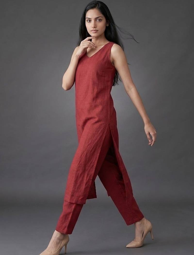 formal women regular kurta with trousers