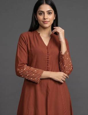 formal women regular thread work kurta with trousers 7