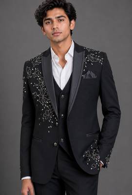 Black embroidered peak lapel tuxedo set 2