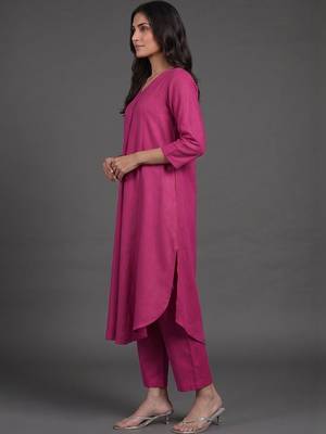 tailored women regular kurta with trousers 2