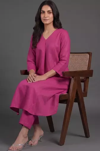tailored women regular kurta with trousers