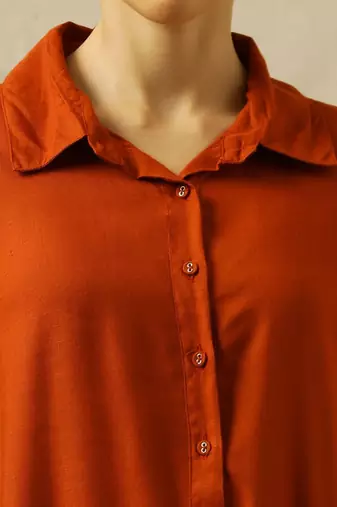 women regular kurta with trousers