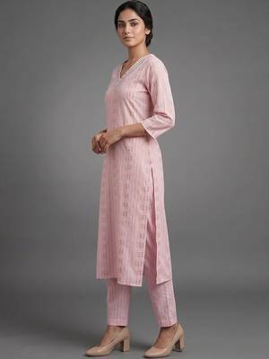 tailored women printed regular kurta with trousers 2