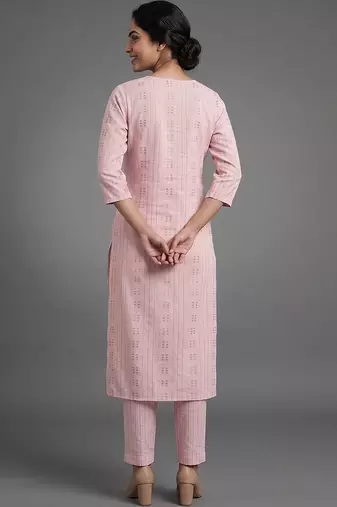 tailored women printed regular kurta with trousers