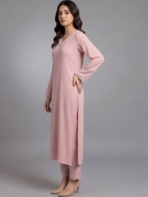 smart women regular beads and stones silk crepe kurta with trousers 2