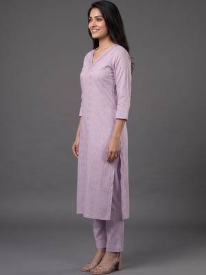 tailored women ethnic motifs regular thread work kurta with trousers 2