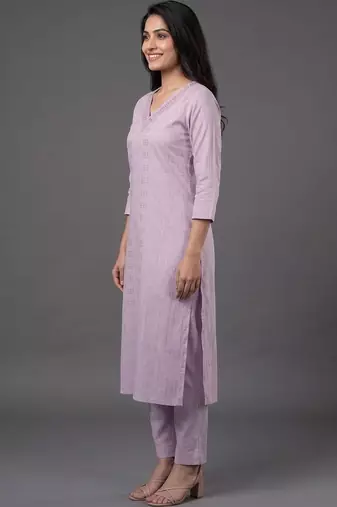 tailored women ethnic motifs regular thread work kurta with trousers