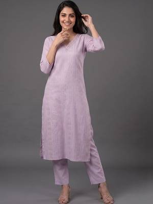 tailored women ethnic motifs regular thread work kurta with trousers 5