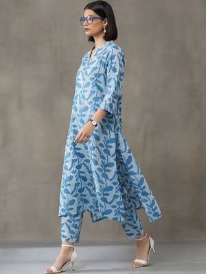 formal women floral printed regular cotton kurta with trousers 3