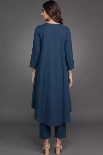 smart women empire silk crepe kurta with trousers