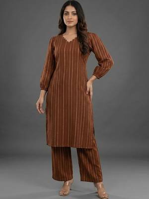 formal women printed regular silk crepe kurta with palazzos 5