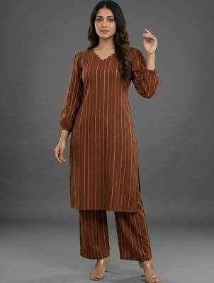 formal women printed regular silk crepe kurta with palazzos 6