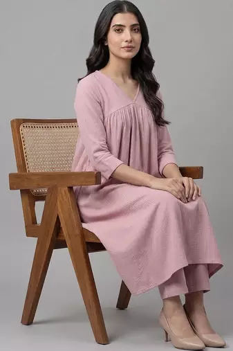 structured women empire silk crepe kurta with trousers