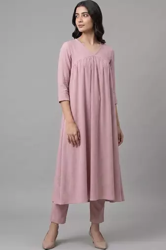 structured women empire silk crepe kurta with trousers