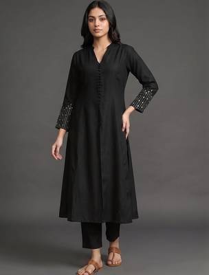 everyday workwear women regular beads and stones kurta with trousers 5