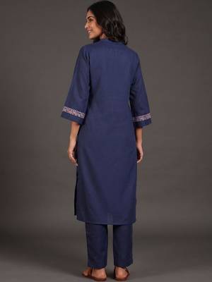 tailored women ethnic motifs embroidered regular thread work kurta with palazzos 3