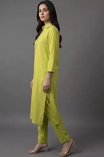 everyday workwear women regular kurta with trousers