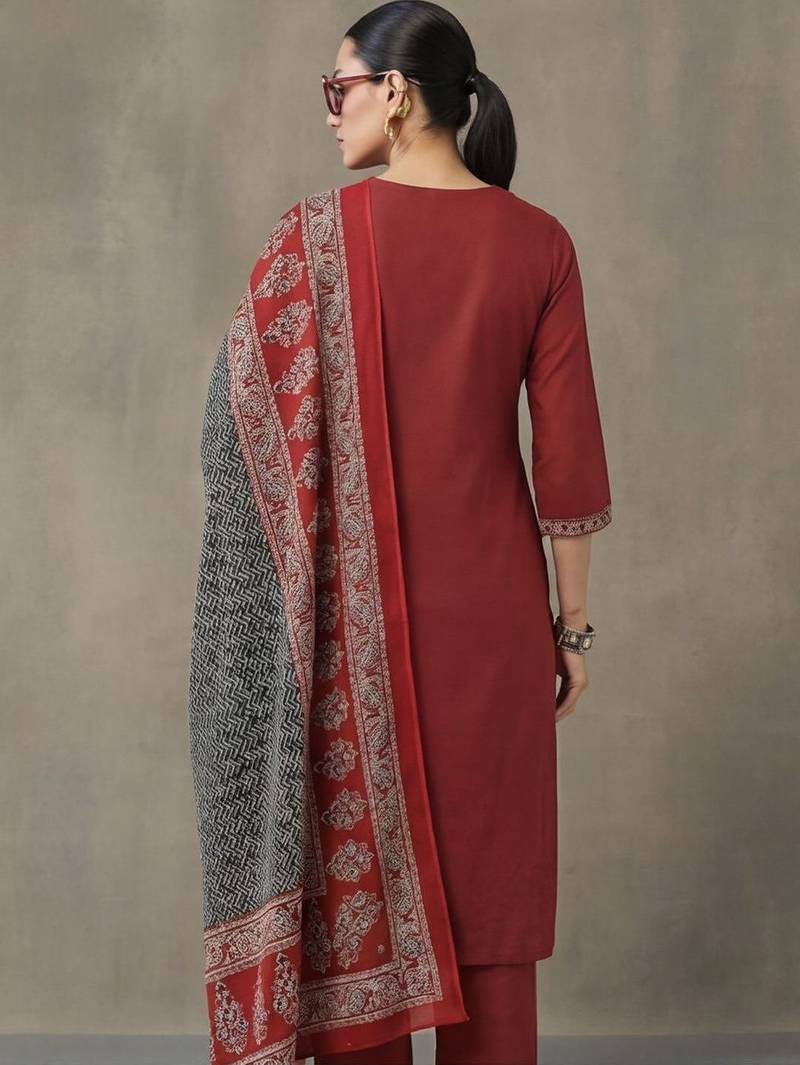workwear women embroidered regular thread work cotton kurta with trousers & with dupatta