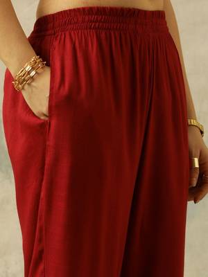 tailored women regular kurta with trousers 5
