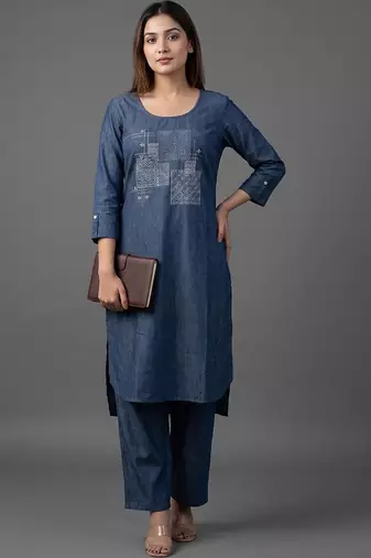 workwear women ethnic motifs embroidered regular thread work kurta with trousers