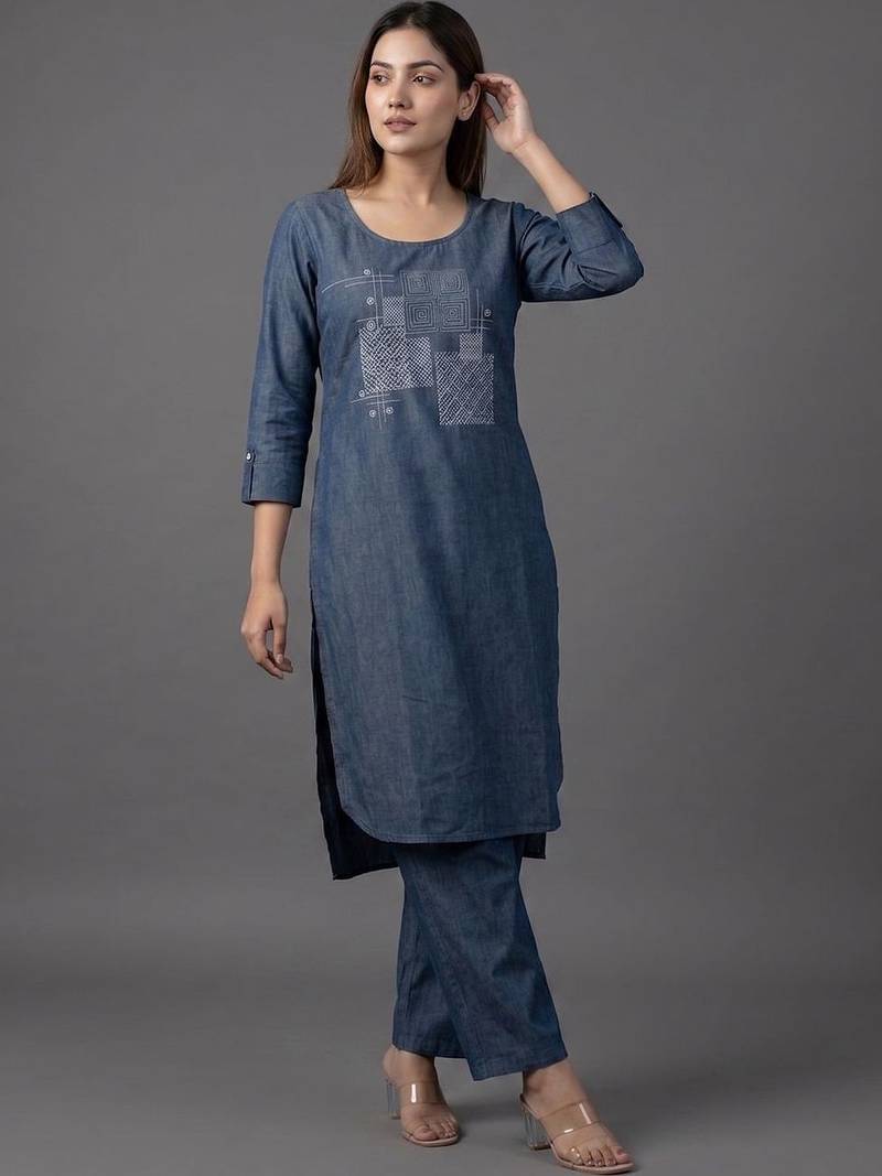 workwear women ethnic motifs embroidered regular thread work kurta with trousers
