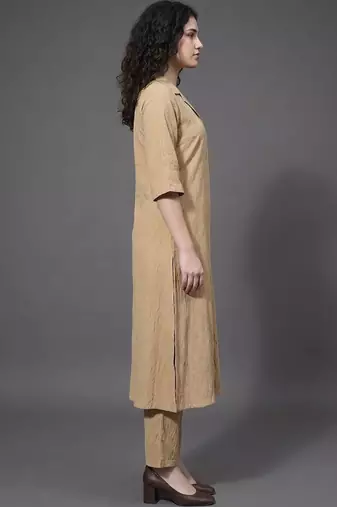 everyday workwear women regular silk crepe kurta with trousers