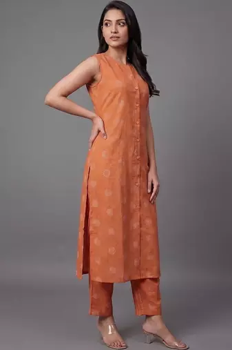 everyday workwear women printed regular kurta with trousers