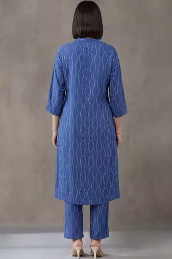 formal women printed regular kurta with trousers