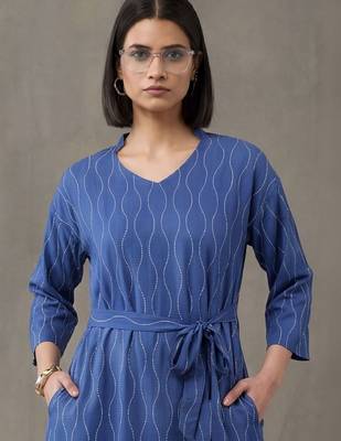 formal women printed regular kurta with trousers 4