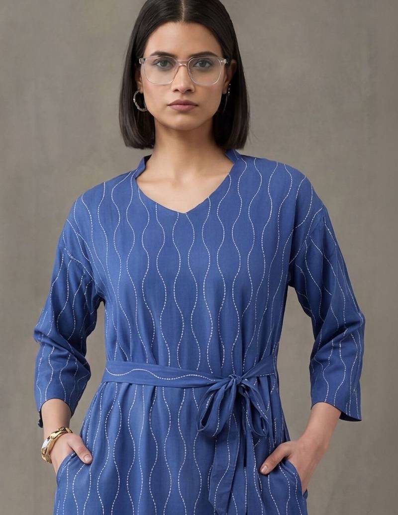 formal women printed regular kurta with trousers