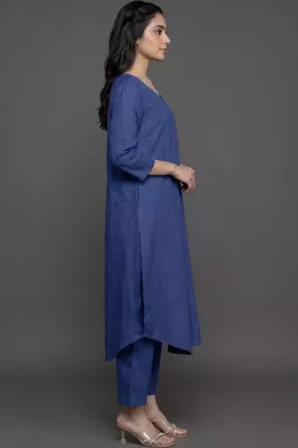 everyday workwear women regular kurta with trousers