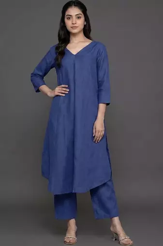 everyday workwear women regular kurta with trousers