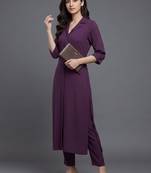everyday workwear women regular silk crepe kurta with trousers