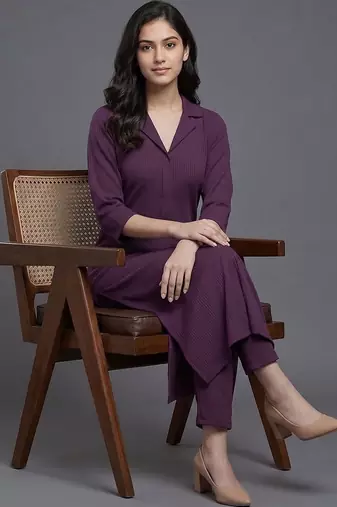 everyday workwear women regular silk crepe kurta with trousers