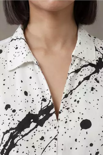 smart women printed regular kurta with trousers