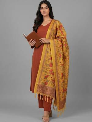 smart women ethnic motifs regular kurta with trousers & with dupatta 1