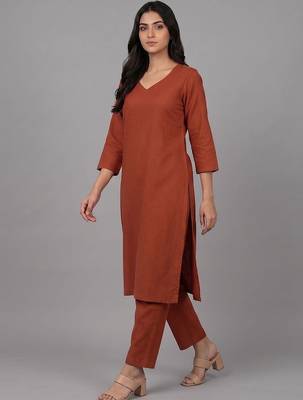 smart women ethnic motifs regular kurta with trousers & with dupatta 2