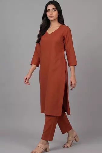smart women ethnic motifs regular kurta with trousers & with dupatta