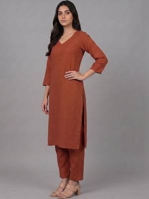smart women ethnic motifs regular kurta with trousers & with dupatta 5