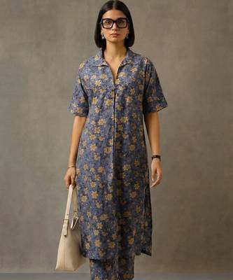 structured women floral printed regular cotton kurta with trousers 6
