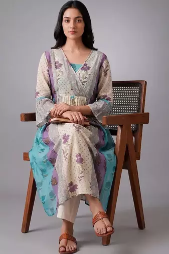 smart women floral printed angrakha kurta with trousers