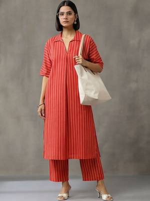 formal women printed regular cotton kurta with trousers 1