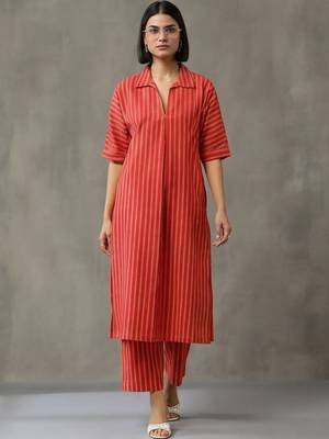 formal women printed regular cotton kurta with trousers 7
