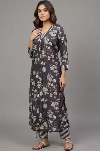 everyday workwear women floral printed regular kurta with trousers